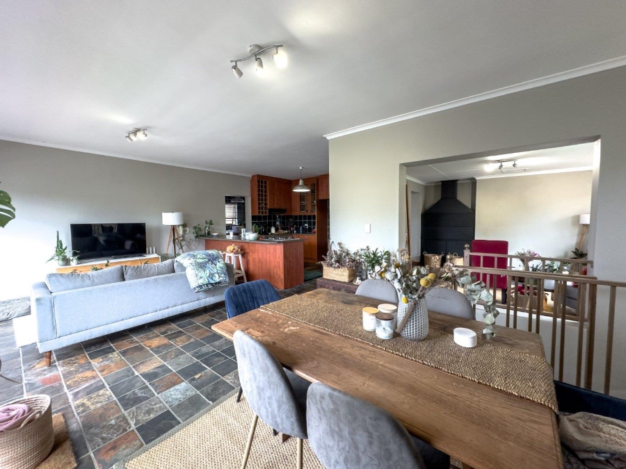 3 Bedroom Property for Sale in Oude Westhof Western Cape